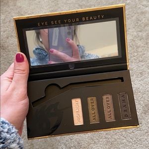 Tyra beauty eyeshadow pallete